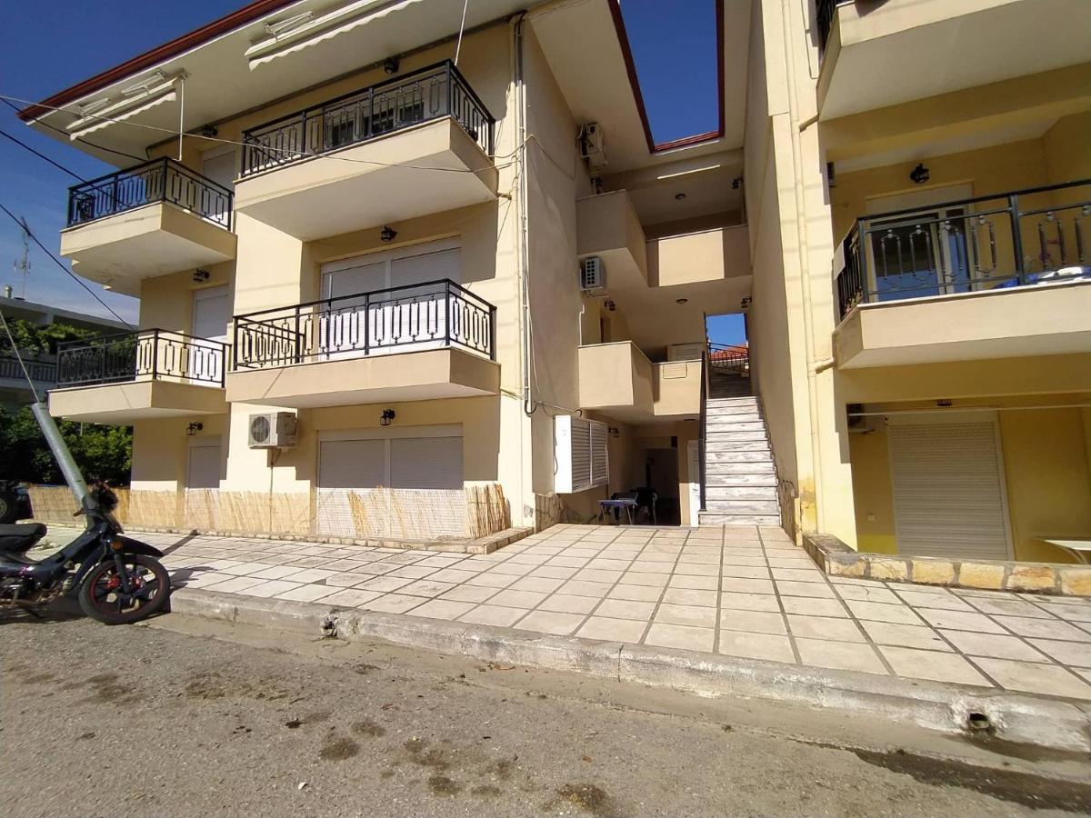 Διαμέρισμα Στην Πόλη Metamorfosi Екстериор снимка